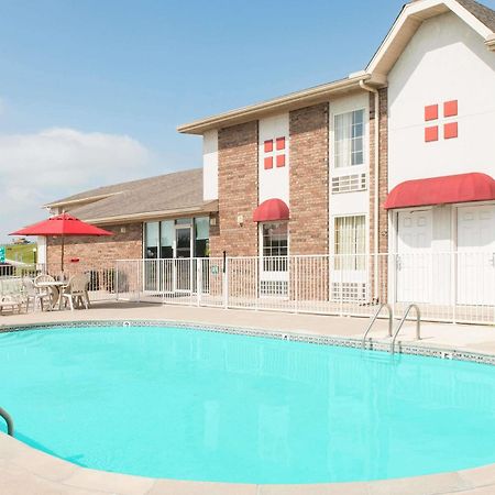 Boarders Inn And Suites By Cobblestone Lamar Missouri Extérieur photo
