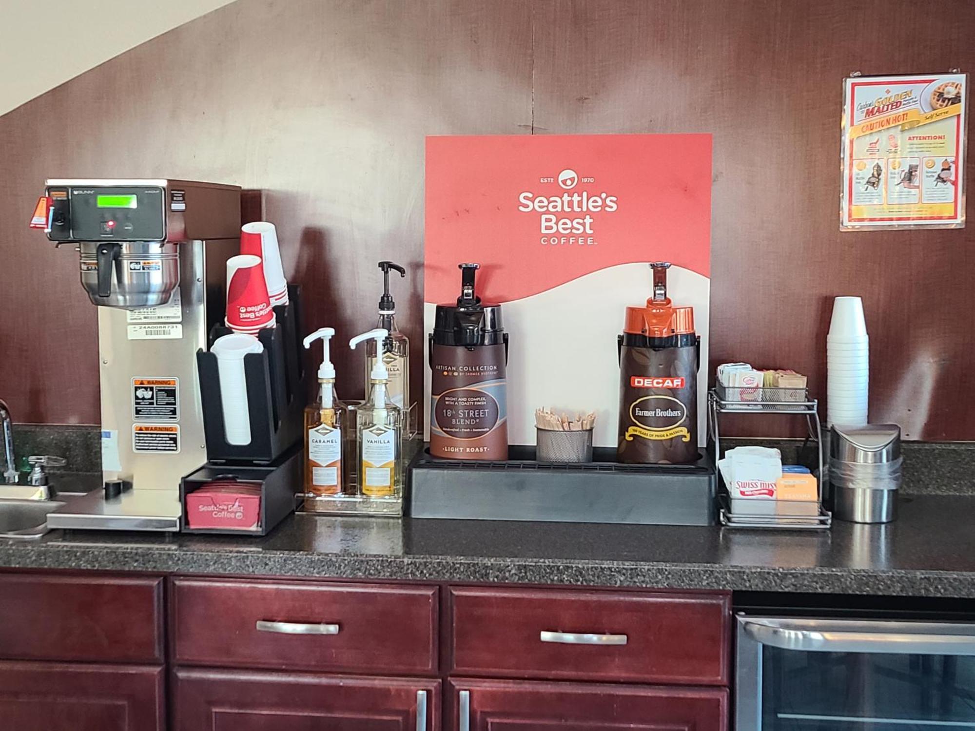 Boarders Inn And Suites By Cobblestone Lamar Missouri Extérieur photo