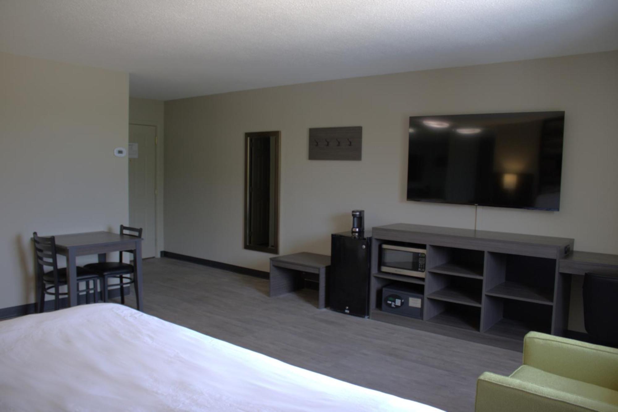 Boarders Inn And Suites By Cobblestone Lamar Missouri Extérieur photo