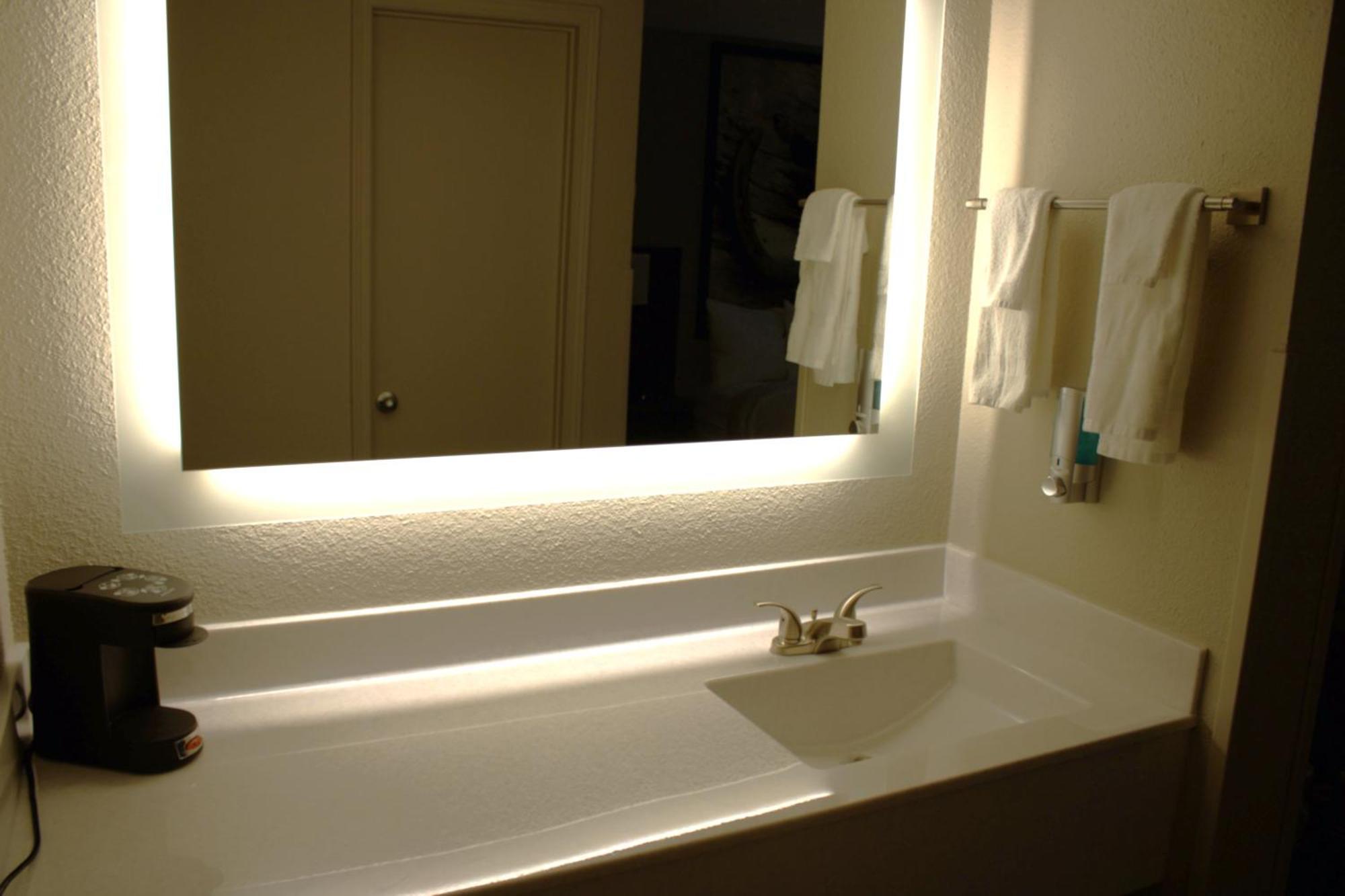 Boarders Inn And Suites By Cobblestone Lamar Missouri Extérieur photo