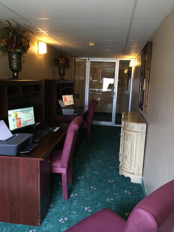 Boarders Inn And Suites By Cobblestone Lamar Missouri Extérieur photo
